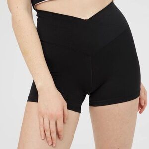 Aerie Offline Crossover Shortie 3” inseam